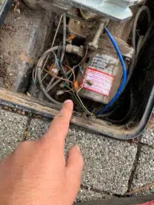 تعمیر جک درب پارکینگ